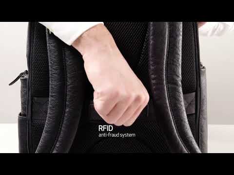 Discrover the Piquadro's Black Square collection - Piquadro