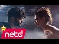 Feride Hilal Akın & İlyas Yalçıntaş - Şehrin Yolu Feride Hilal Akın & İlyas Yalçıntaş - Şehrin Yolu