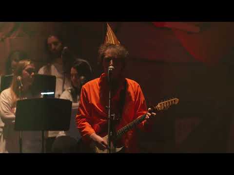 Orloge Simard | Live au MTelus | Aucun cadre - La rue Bagot - Hymne à la bière