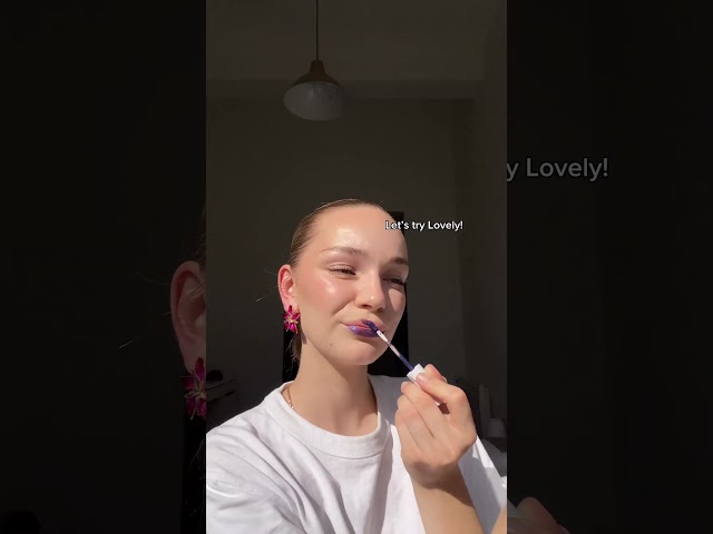Vídeo relacionado con Wonderskin Wonder Blading Mascarilla de Tinte Labial, Tinte Rosa de Larga Duración, a Prueba de Transferencia, Tinte Nude Resistente al Agua, Acabado Mate (Romance Masque)