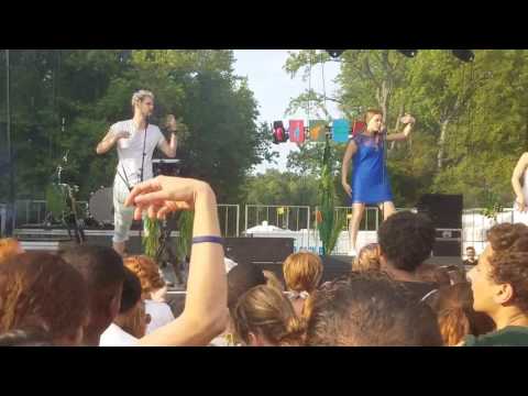 Sofi Tukker with Maggie Rogers - Awoo (Live at Firefly 2017)