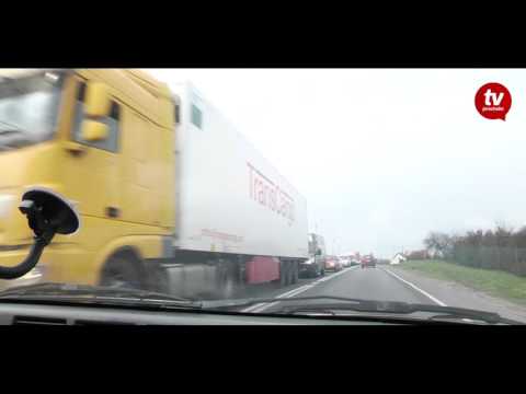 Mega korek na krajowej 11 przed Jarocinem. Remont. www.jarocinska.pl