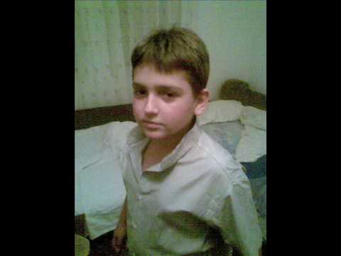 Ron Rexhi Zoti Eshte i Madh