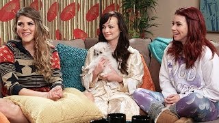 Gabbin' Like "Awkward." Girls