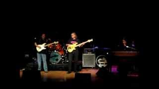 Walter Trout - Walkin' in the Rain - 4/9/11