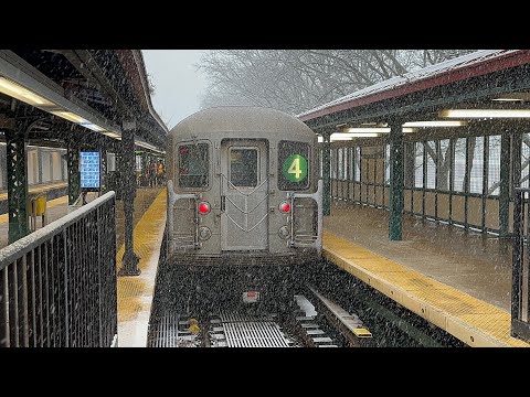 On board a Woodlawn Bound R62a 4 train from 125st to Woodlawn in the Snow
