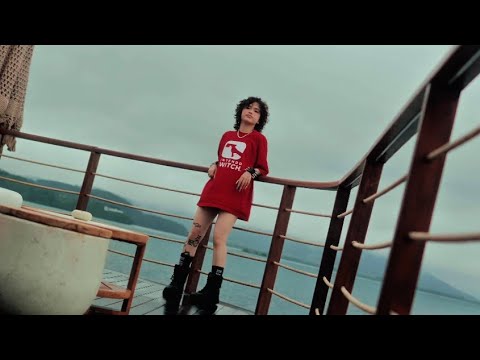 BaebiBetti - หลอก (Official Music Video)