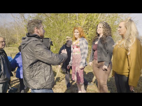 Ashley McBryde, Caylee Hammack, Pillbox Patti - Brenda Put Your Bra On (Behind The Scenes)