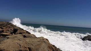 preview picture of video 'Hurricane Marie Big Waves in Dana Point'