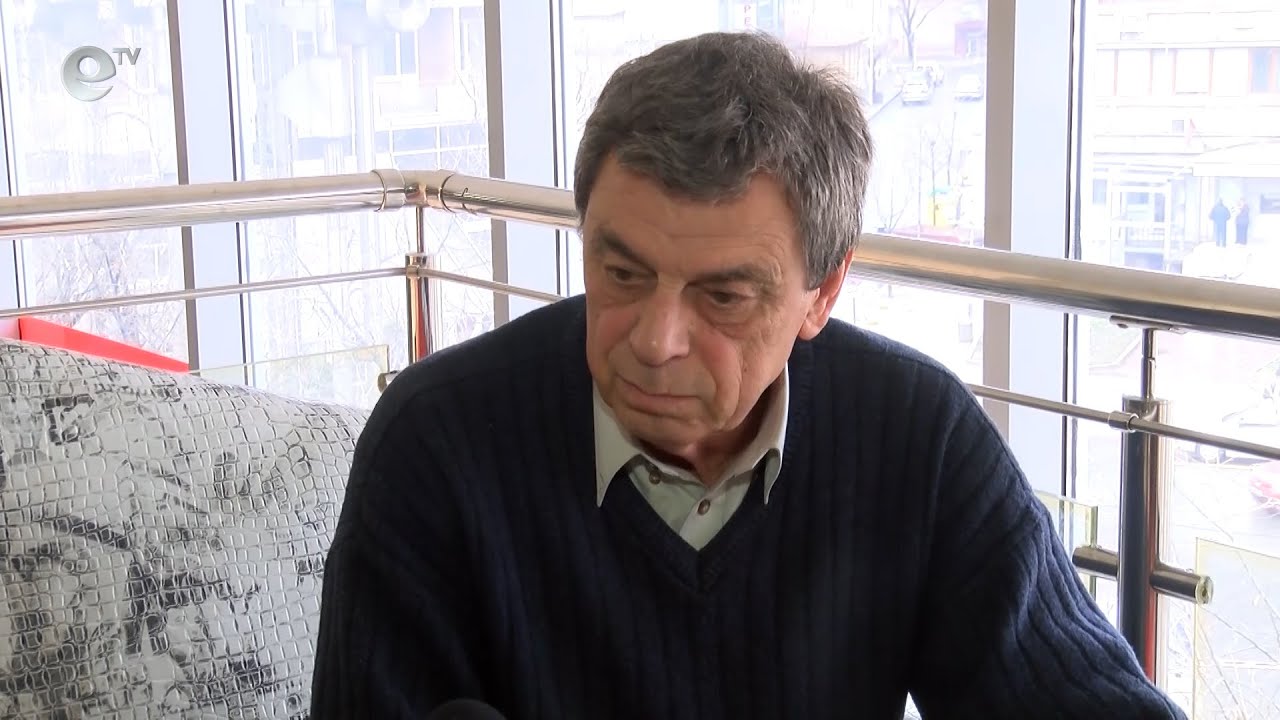 Кирил Манолов