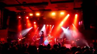 THE CHAMELEONS - Pleasure And Pain (with lyrics)