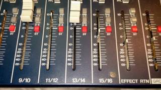 Video thumbnail for Yamaha MG166CX 16-Input Mixing Console Analog Mixer A Closer Look by Tahitian Thunder