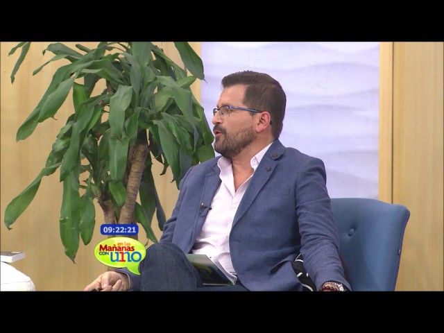 Vídeo relacionado con El amor en los tiempos del Facebook: El mensaje de los viernes