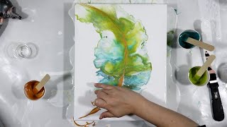 (882) Gorgeous Feather Dutch Pour with Green and Gold Color Shift Paints