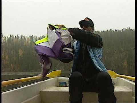 Svenne Rubins - Fly Mig En Wobbler, Holger (Musikvideo)