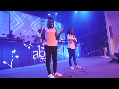 PASTOR LOPEZ NININAHAZWE - URANDENGERA (Live recording)