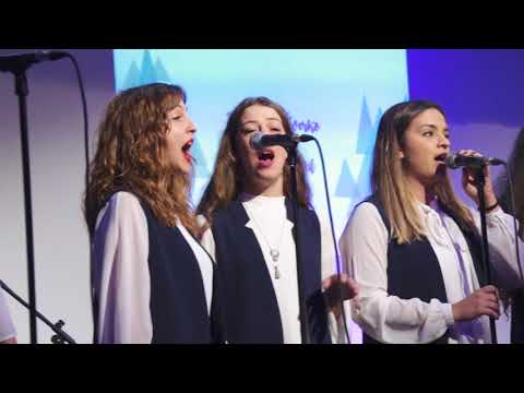 Radojka Šverko ft. Zbor Mihovil - Amazing grace (Koncert "Ususret Božiću" 2017. LIVE)