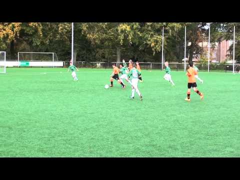 (1) 26 okt 2013 com Jonathan E1 - De Meern E1 3-4 Rodrigo koekoek