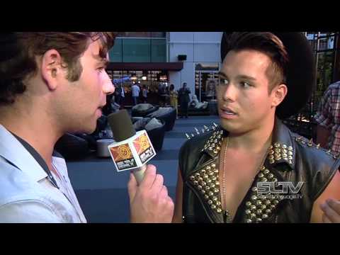 SLTV: The Mad Musician Steph Gold reveals a new line of shoes he's set to debut