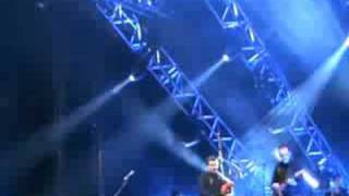 Red Hot Chilli Pipers at Lorient 08 - Jazz Badger