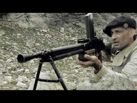 Le 10 juin 1940, Mussolini assène un coup dur à une France