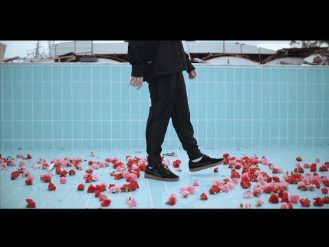 Issjames - Στο χώμα κρασί | Sto xwma krasi (Official Music Video)