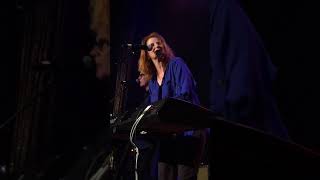 Teresa James & The Rhythm Tramps - What happens in vegas