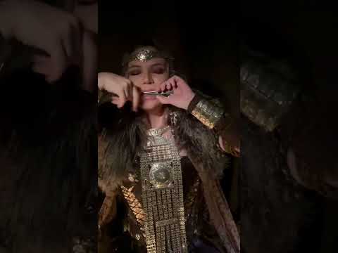 When you know 🐦‍⬛🙌🏼🤌🏼 #khomus #dungur #olenauutai #shamanlady