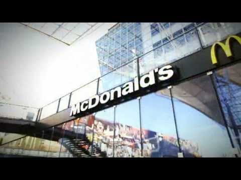 Grande inauguração - Restaurante emblemático McDonald's - Aeroporto de Munique