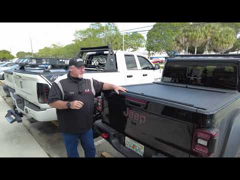 Roll n Lock M Series on a 22 Jeep Gladiator JT review by Chris at C&H Auto Accessories #754-205-4575
