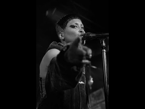 Erykah Badu & The Alchemist: Luv Iz... Seattle