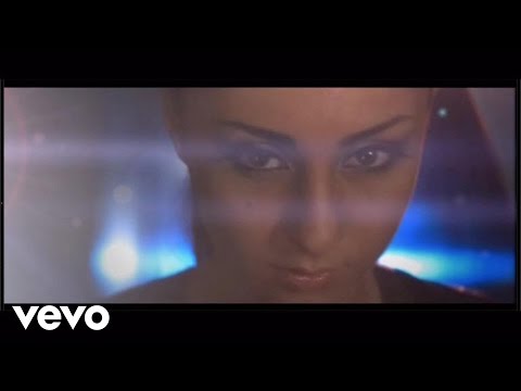 Soma Manuchar - Janie