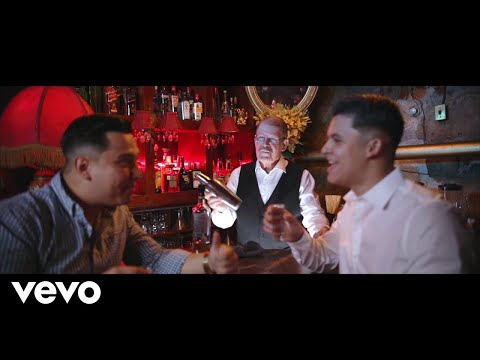 La Arrolladora Banda El Limón De René Camacho - Por Las Cosas Que Sabía