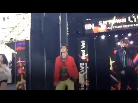 Renjun, Jaemin, Jeno and Yeri - Hair In The Air | at SMTown Chile, Day 1