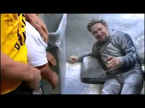 download lagu mp3 mp4 Fette Falle, download lagu Fette Falle gratis, unduh video klip Fette Falle