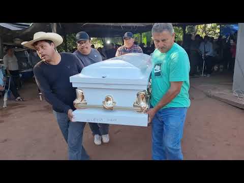 Sepelio de la Joven Maria Isabel Urieta Ocho en Piedra Parada, Gro