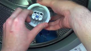 How to Tip #31 : clean your pump filter coin trap on a Zanussi Aquafall washing machine