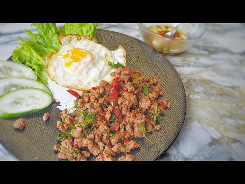 How to Make Thai Basil Stir Fry - Pad Kaprow with Minced Beef ผัดกะเพราเนื้อ