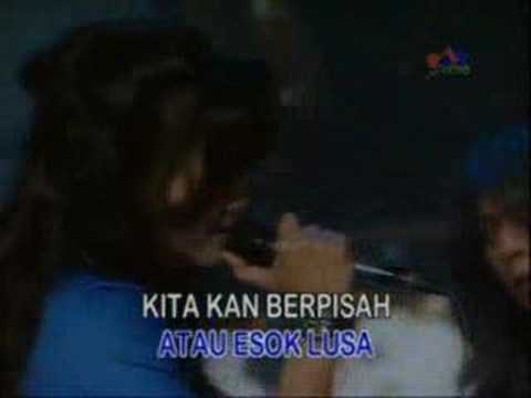 Nicky Astria - Biar Semua Hilang (Live)