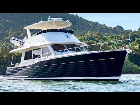 $3.9 Million Yacht Tour : Grand Banks 54