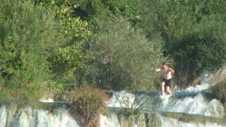 preview picture of video 'Waterfall jumping in Croatia.'