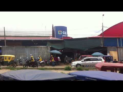 Calles de Puerto Maldonado - Miseria Social - crisis vehicular IMG 3631