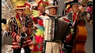 String Band Novelties at the Mummers Museum (WhenYou're Smiling Medley)