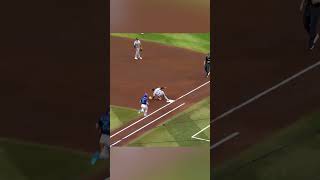Munetaka Murakami makes a diving stop and gets the out! ???? 村上 宗隆ハイライト