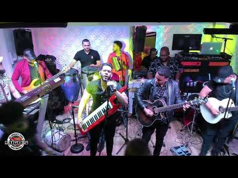 Joel Insuperable En Vivo : Lugo's Lounge