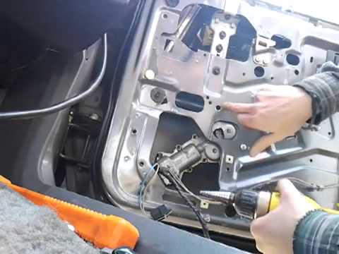 How to Replace : Car Window Motor - ex: Thirdgen Firebird / Camaro 724150 82144 12497971 wl42000