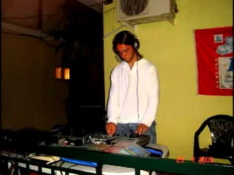 DJ MAKENZI vs ASTON MARTINEZ - samba_seduction (dj makenzi bootleg)