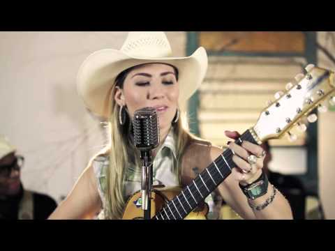 download lagu mp3 mp4 Bruna Viola, download lagu Bruna Viola gratis, unduh video klip Bruna Viola