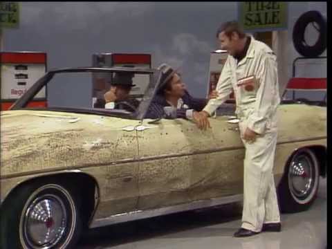 Dean Martin, Peter Falk & Paul Lynde - Getaway Car