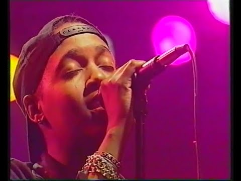 Dionne Farris LIVE 1995